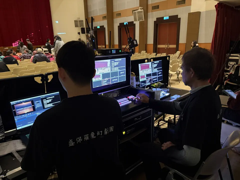 來福影像 Live media 導播團隊在現場協作